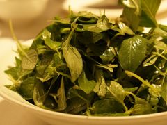 凉拌荆芥-金狮麟·新豫菜(金码大厦店)