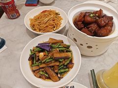 -小菜园新徽菜(宜兴八佰伴店)