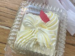 -红宝石·鲜奶小方·海派西点房(控江店)