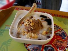 -海口骑楼小吃街