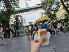 -詹爷爷乌节路街头冰淇淋