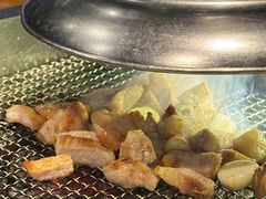 -肉甲韩国木炭烤肉(新壹街1店)