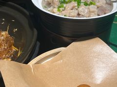 糖油粑粑-费大厨辣椒炒肉(太平老街店)