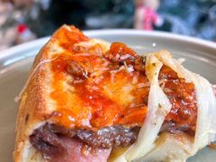-Dragon Pizza•圆脸龙披萨·牛排餐厅