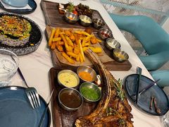 -拾挚扒房(招商花园城店)