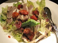 沙拉-广州花园酒店-凌璇阁360度高空海鲜自助餐CAROUSEL