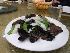 -老码头黑皮肘子锅包肉(文政街店)