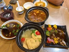 -三鞭一花·独一处·元英砂锅(海光寺店)