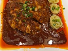 -万重锦·人文川菜馆(骡马市店)