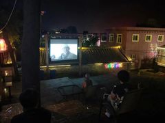 -百里峡七彩艺术小镇