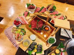 -万福炭火烤肉日本料理(新街口店)