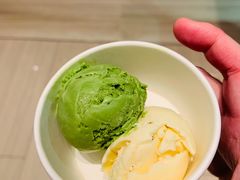 抹茶雪糕-月色西餐厅·海鲜刺身·烧烤(科学城保利郡雅酒店)