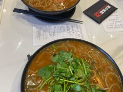 -肥汁米蘭香港米线(长宁来福士店)