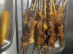 -马路牙子烧烤音乐酒馆(望京店)