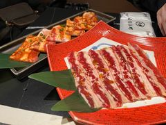 -山川小町·极番烧肉(新地假日广场店)