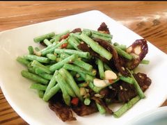 豆角炒香肠-永州体苑血鸭店(第一分店)