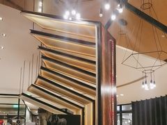 -WOLFGANG PUCK KITCHEN & BAR(迪士尼小镇店)