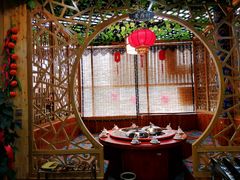 -袁小二大东北铁锅炖(吉祥村总部)