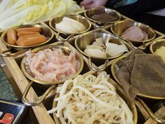 -麻田会 ·鲜活现烹·牛蛙火锅(珠江新城维家思广场店)