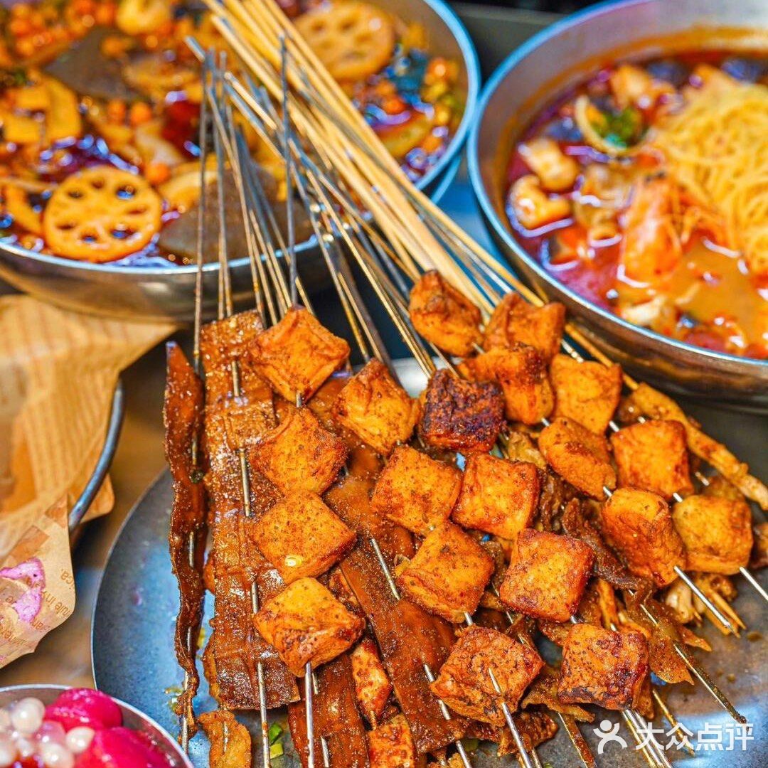 北京美食 烤串配啤酒，这才叫周末