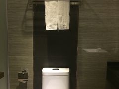 -迎商酒店(深圳罗湖火车站向西村地铁站店)