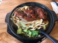 猪脚砂锅面-小义乌砂锅拉面(海事共享区店)