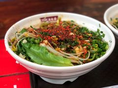 油泼菠菜面-老陈婆手工面庄