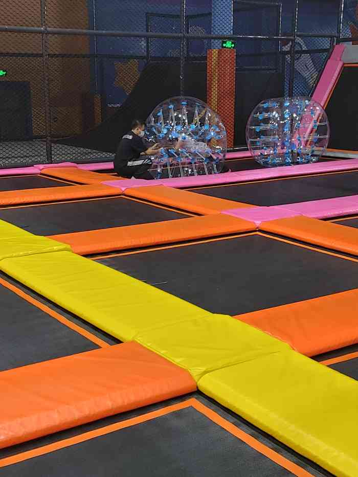 口袋屋活力空间蹦床公园旗舰店-"团购有活动去的 整体还不错 就是我去