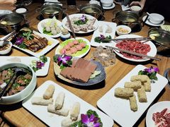 -仄园围炉坊·牛肉火锅·汕头卤水火锅(南山店)