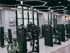 -跃动游泳健身俱乐部(新华传媒店)