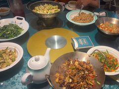 -呷湘厨·鱼汤捞饭·剁椒鱼头·辣椒炒肉(国家会展中心店)