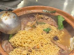 -胡须佬鸡煲四季火锅店(石厦西村直营店)