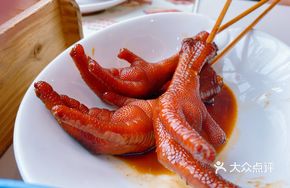 Braised Chicken Feet in Soy Sauce