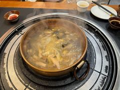 -阿山卓·野生菌火锅·纳西火塘烤肉