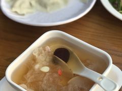 银耳汤-一轩饺子馆(丽都店)