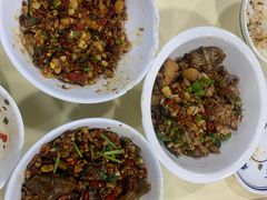 -笨罗卜浏阳菜馆(太平街店)