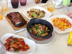 地们菠萝咕噜猪颈肉-太兴餐厅(小径湾店)