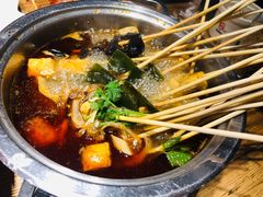 -粟氏天府·东北烧烤(长安街店)