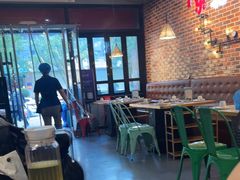 -哈尔滨烧烤·山河村铁锅炖(交大店)