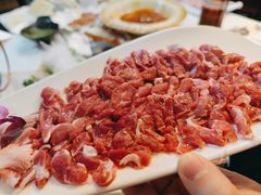 手切热气鲜羊肉-羊家胡同·龙虾烧烤火锅(龙汇路店)