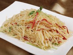 酸辣土豆丝饭-川湘记
