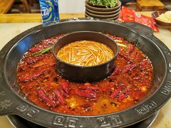 -黄潇洒老火锅(九眼桥宏济巷店)
