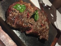 澳洲M3带骨肉眼牛排-Erman岩烧牛排(虹桥南丰城店)