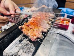 -喜悦小串丹东小黄牛海鲜烧烤大排档(民主广场店)