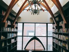 -钟书阁(松江泰晤士小镇店)