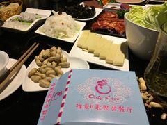 -唯爱KTV聚会餐厅(仙林东城汇店)