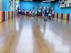 -云霄之星少儿滑板轮滑跳绳(远洋未来广场店)