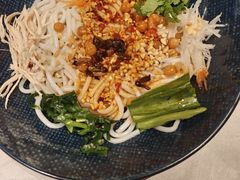 -芸山季·云南山珍菌火锅(人民广场来福士店)