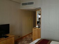 高级大床房-深圳新都酒店(罗湖口岸店)