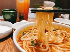 小锅米线-云海肴·汽锅鸡·云南菜(美罗城店)